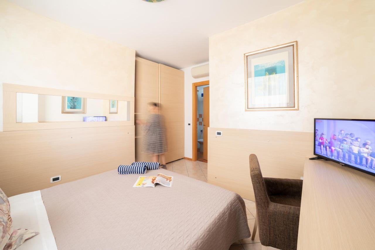 Casa Merano Residence & Restaurant Bibione Centro エクステリア 写真